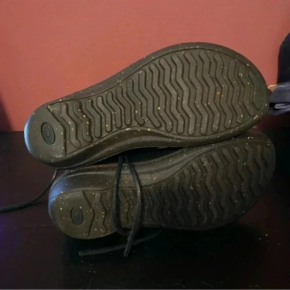 UGG Caspia Ankle Boots - Picture 6 of 8